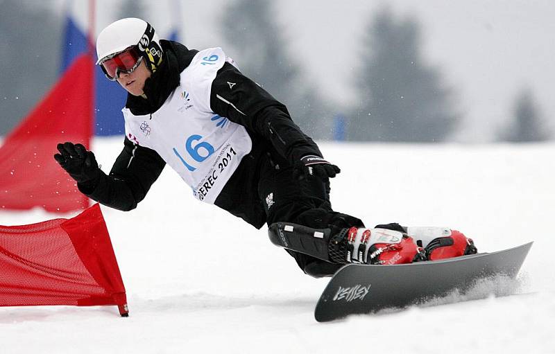 16 BUTOLLO Sandro (AUT) – stříbrný snowboardista. Obří slalom na snowboardu na evropské olympiádě mládeže EYOWF 2011 v Rejdicích. 