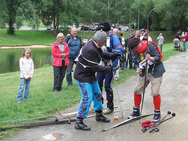 11. ročník závodu Prasoloppet se konal u jablonecké přehrady v sobotu odpoledne. Na tří kilometrovou trať okolo první přehrady vyrazil rekordní počet 61 borců. Nejrychleji si počínal obhájce loňského titulu Honza Hásek s časem 17 minut.