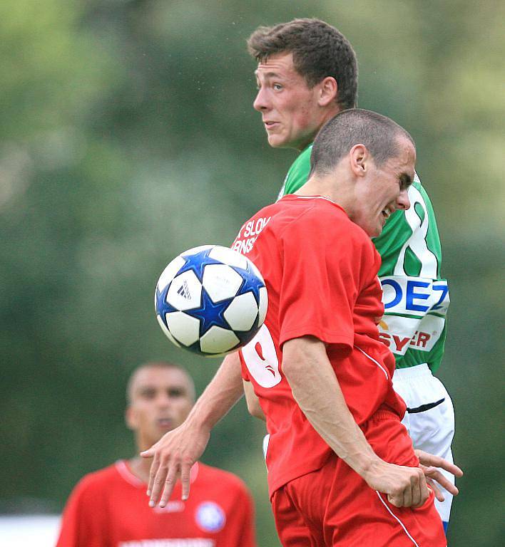 Jablonec si v generálce poradil a Varnsdorfem (v červeném) 5:0. Baumit čeká ve čtvrtek úvodní duel 2. předkola Evropské ligy.