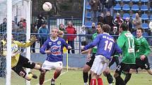 Fotbalisté FK Baumit po zásluze vedli góly Lafaty a Hlouška z druhé půle už 2:0. Nakonec se ale o tři body obávali. Kladno Szabem z penalty snížilo, ale stav se dál nezměnil.