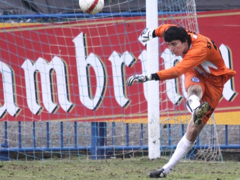 Fotbalisté FK Baumit po zásluze vedli góly Lafaty a Hlouška z druhé půle už 2:0. Nakonec se ale o tři body obávali. Kladno Szabem z penalty snížilo, ale stav se dál nezměnil.