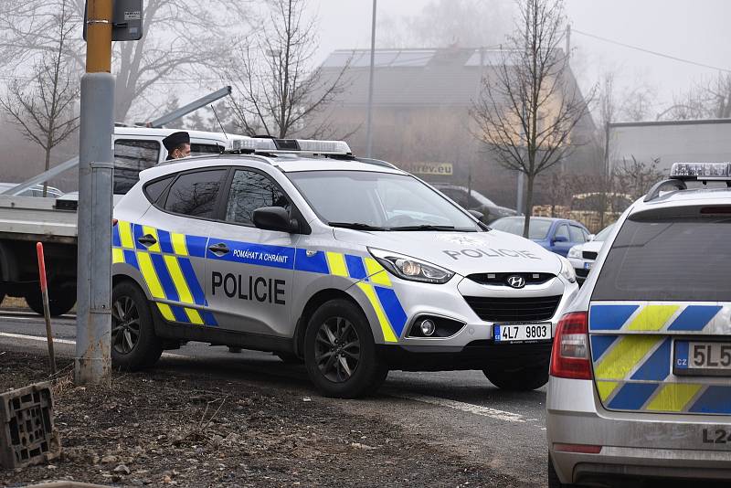 Policisté kontrolují cestující v Libereckém kraji.