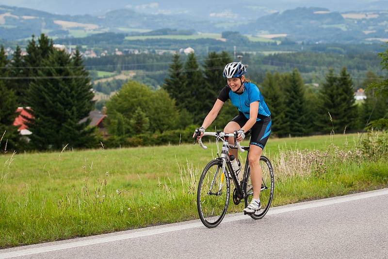 Pátý ročník nejdelšího cyklistického podniku v Česku, Metrostav Handy Cyklo Maraton, pokračoval 4. srpna. Pětidenního maratonu se účastní 42 čtyř nebo osmi členných týmů, které musí zdolat v limitu 111 hodin trasu o délce zhruba 2222 kilometrů.