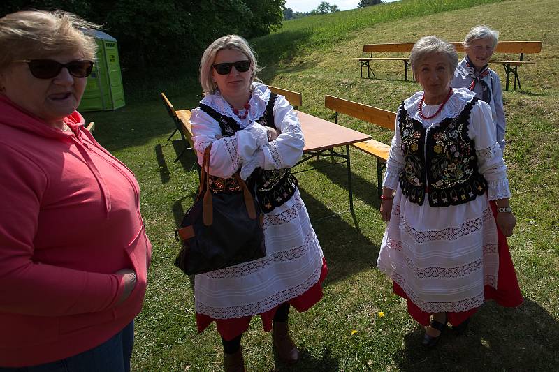 Věřící se po dvouleté přestávce sešli na pocovidové svatojánské pouti v Železném Brodě.