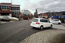 Nejrizikovější křižovatkou v městech Libereckého kraje je podle analytiků Portálu nehod ta pod jabloneckou nemocnicí.