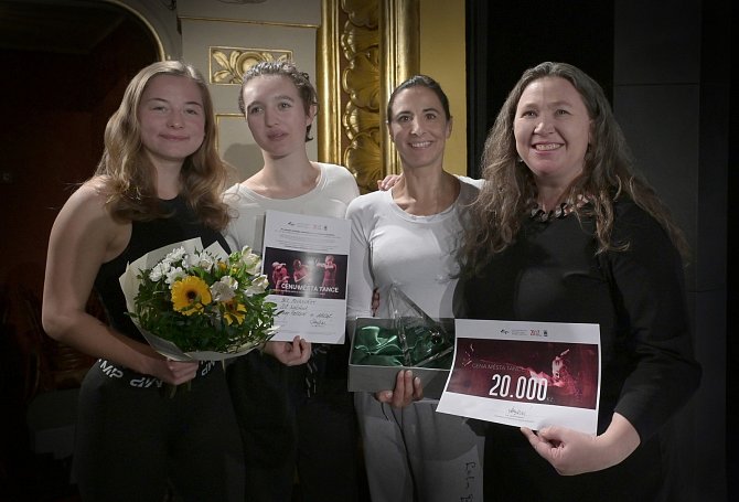 V jabloneckém divadle ocenili nejlepší choreografie přehlídky Tanec, tanec ... 2022.