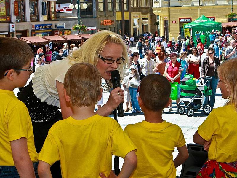 Den zdravotně postižených na Mírovém náměstí v Jablonci se konal ve středu 16. června.