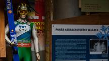 Expozice nově otevřeného Ski muzea v Harrachově na snímku z 13. září. Muzeum vybudovali vlastními silami bratři Slavíkovi během dvou let a je zde vystaveno přes 8000 exponátů.