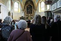 Vzpomínkovou mši sloužil farář v kostele sv. Anny v Dětřichově