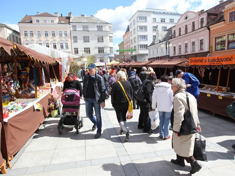 V centru Jablonce jsou opět tradiční Velikonoční trhy.