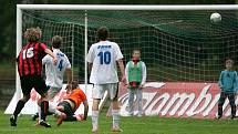 Desná vyloupila stadion Velkých Hamrů (v bílém) a vyhrála 6:3.