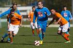 Fotbalisté Hodkovic (v modrém) doma nestačili na Kokonín, který zaslouženě vyhrál 4:1.