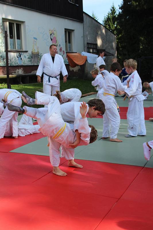 Členové jabloneckého Judo Klubu zakončili přípravu na chatě Slovanka, už poosmé.