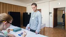Vězni ve Věznici Rýnovice v Jablonci nad Nisou volili 20. října své kandidáty do Poslanecké sněmovny Parlamentu České republiky.