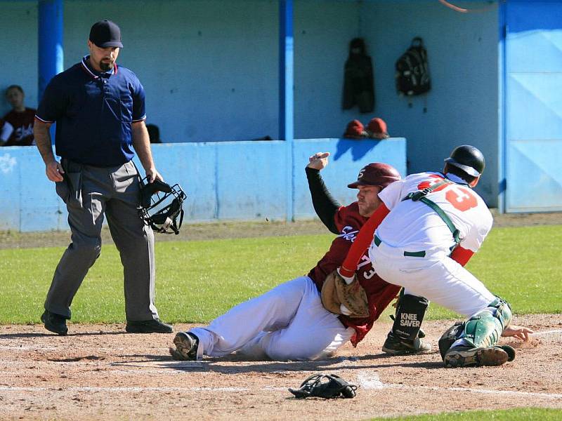 Baráž o Extraligu. Baseballisté Blesku Jablonec hrají baráž o nejvyšší soutěž v České republice. Se Skokany Olomouc je zatím stav série 1:1.