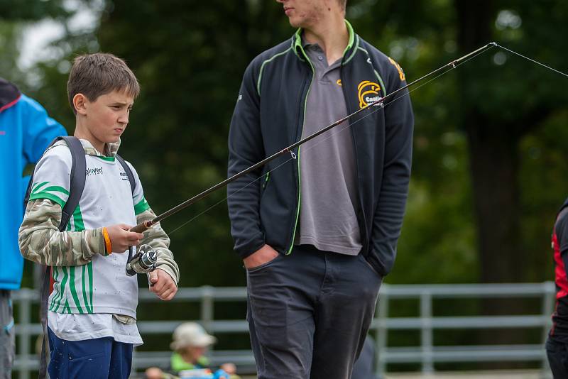 Druhý ročník přehlídky sportovních organizací na Jablonecku, Jablonecká neděle, se uskutečnil 10. září u plaveckého bazénu v Jablonci nad Nisou.