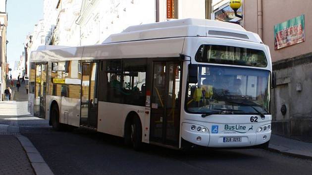 Uzavírka ulice Pod Skalkou začne ve čtvrtek. Omezí autobusy MHD -  Jablonecký deník