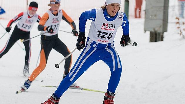 V Jabloneckých v Břízkách se konal finálový závod Hledá se nová Kateřina Neummanová, na snímku Miroslav Klinovský (Dukla Liberec č. 126), Jakub Procházka (Letohrad, č. 127) a Michal Daněk (Trutnov). 