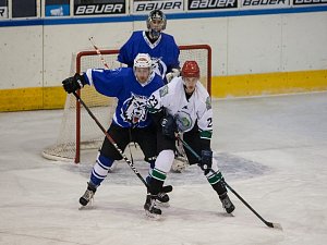Utkání 15. kola 2. ligy ledního hokeje skupiny Sever a Střed se odehrálo 3. listopadu na zimním stadionu v Jablonci nad Nisou. Utkaly se týmy HC Vlci Jablonec nad Nisou a HC Draci Bílina.