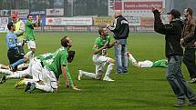 Fotbalový Jablonec slaví historické druhé místo v nejvyšší fotbalové soutěži. V posledním kole porazil doma České Budějovice 2:0 a zajistil si účast v třetím předkole Evropské ligy.