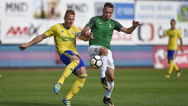 FK Jablonec - Fastav Zlín 2:0. O napínavé okamžiky nebyla nouze, bývalému hráči Tomáši Čížkovi se zápas líbil.