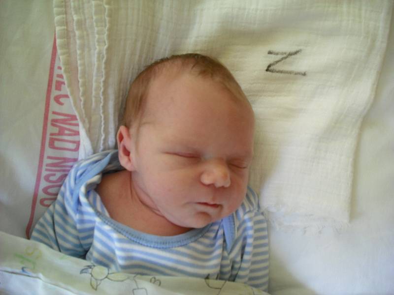 Tomáš Hofman se narodil Evě Hofmanové z Jablonce nad Nisou 14. září v jablonecké porodnici. Měřil 50 cm a vážil 3,75 kg.
