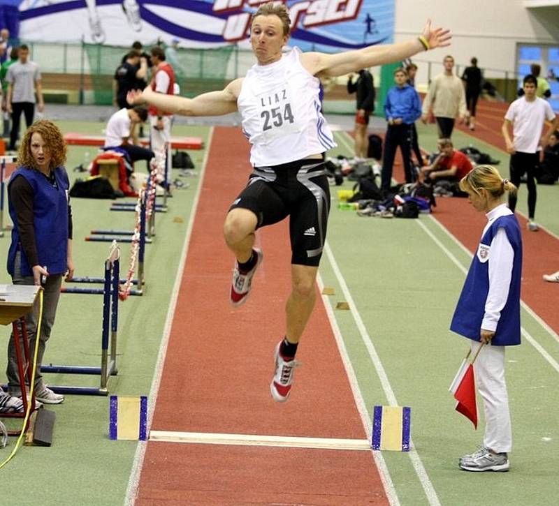 V atletické hale na Střelnici se konal mezinárodní mítink Jablonecká hala 2009.