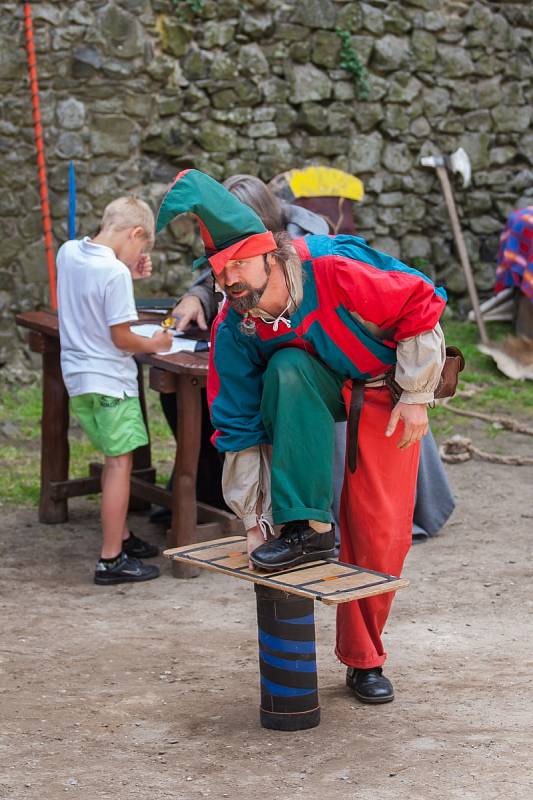 Cyrilometodějské slavnosti začaly 5. července na hradě Trosky. Slavnosti byly zahájeny příchodem věrozvěstů. Dále na návštěvníky čekala výuka cyrilice, ukázky šermu, pohanské tance a kejklíři a středověký jarmark.