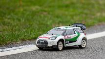 Mistrovství republiky rádiem řízených rallye modelů v Albrechticích v JIzerských horách.