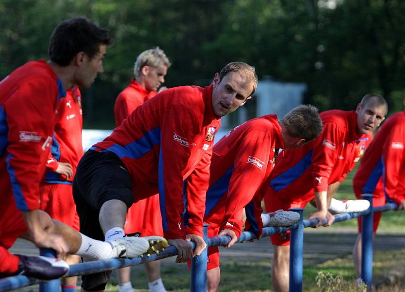 První trénink pod trenérem Františkem Strakou trval bez deseti minut dvě hodiny. Hráči si ho pochvalovali pro dynamiku a zábavnost.