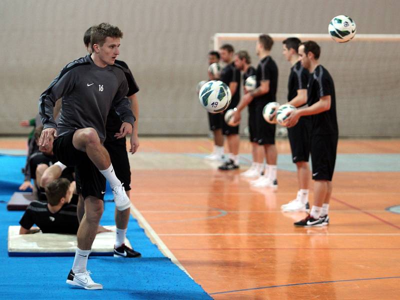 Útočník Jan Pázler na prvním tréninku s Baumitem Jablonec.