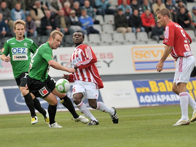 V dalším zápase 1. Gambrinus ligy hostil FK Baumit Jablonec  FK Viktorii Žižkov. 