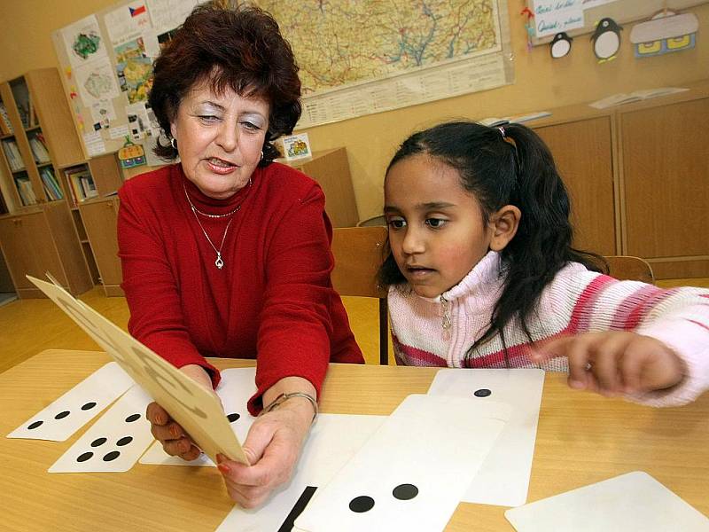 Ve věku tří let děti rozdíly nedělají, spíš jejich rodiče. Problémům, které by mohly nastat kvůli případnému rasismu, se pedagogové chtějí vyhnout a předejít jim. Ilustrační snímek.