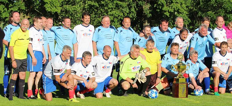 Zásadský fotbal slavil kulatiny, rovných sto let. A oslava byla výborná.