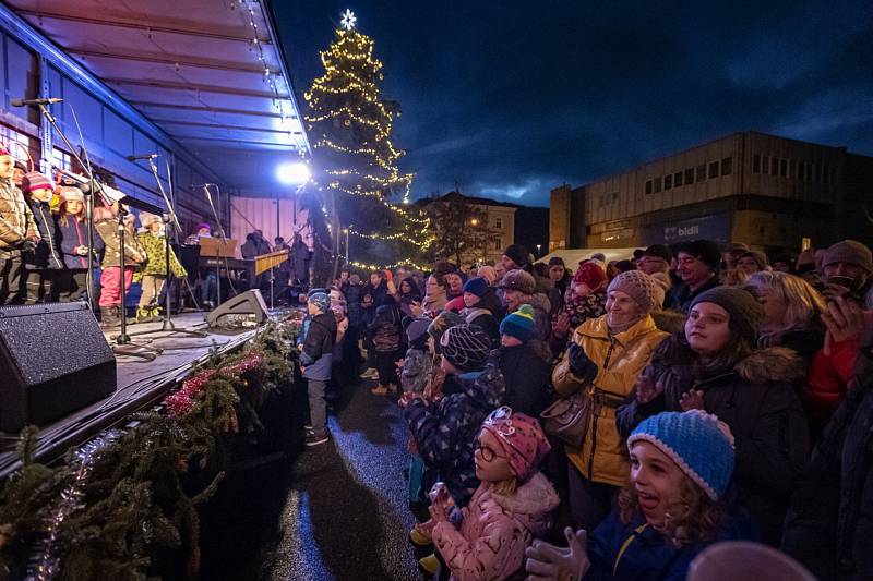 Rozsvěcení stromu v Tanvaldu