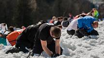 Skiareál v Rokytnici nad Jizerou pořádal 2. dubna 2017 druhý ročník zábavné akce s názvem Snowend, která byla určená především kopáčům pokladů či aktivním zahrádkářům. Originálním způsobem tak byla zakončena lyžařská sezona.