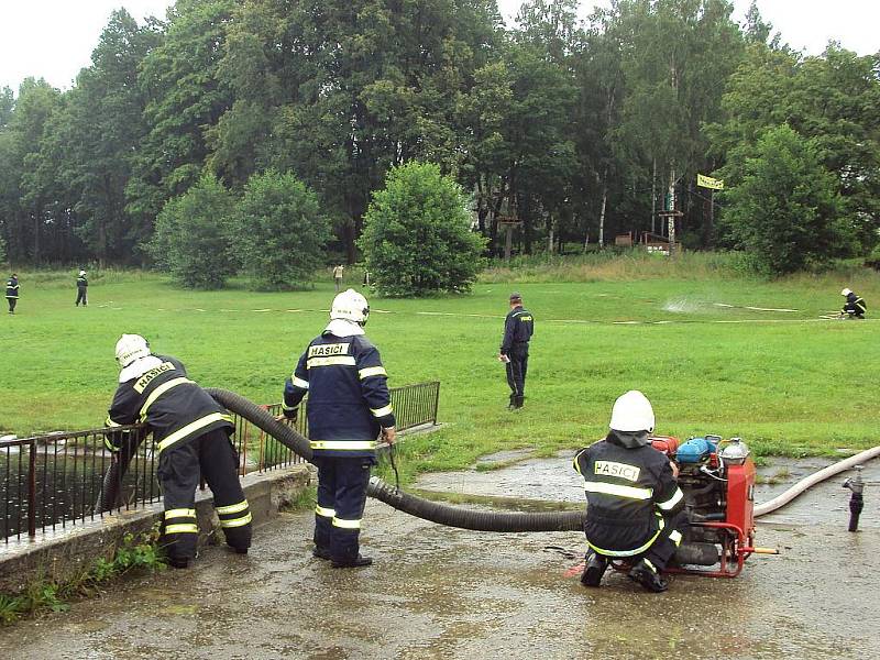 Sbor dobrovolných hasičů Nová Ves nad Nisou. Novovesští oslavili v červenci 140 let od založení SDH. Na počest tohoto výročí uspořádali Memoriál Františka Krpálka, kde obsadili první místo. 