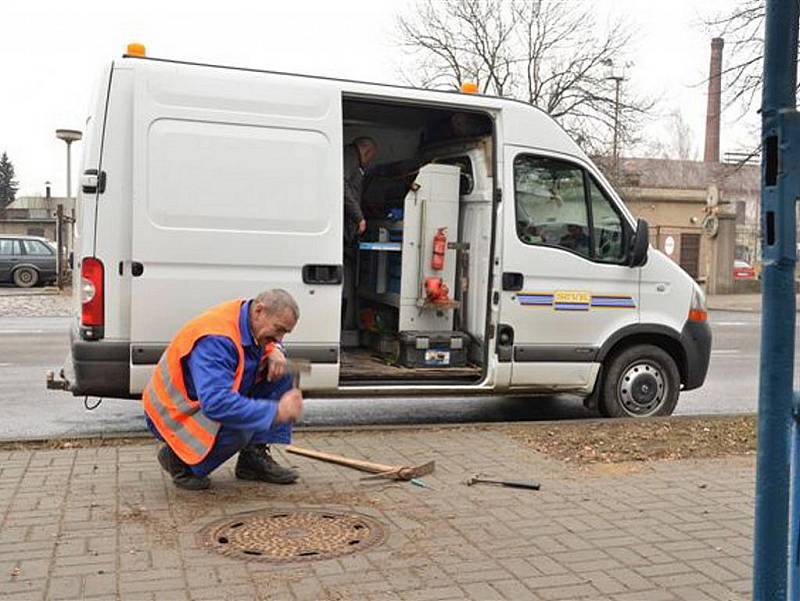 Práce společnosti Severočeské vodovody a kanalizace v terénu. 