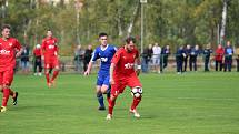 Divize: Mšeno A - Dvůr Králové  2:0 (1:0) Mšeno - červené dresy.