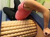 Do Fit Relax v Jablonci nad Nisou chodí ženy na speciální relaxační masáže odstraňující tuk usazený v hýždích a stehnech.