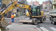 Stavba kanalizace v Jablonci postoupila. V pondělí se tramvaj znovu rozjede.