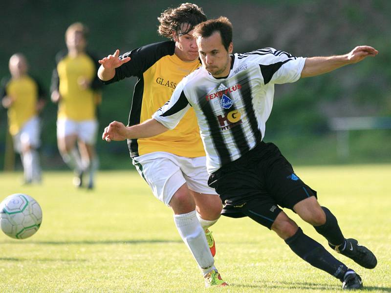 V krajském přeboru remizoval Železný Brod (žlutí) se Semily 1:1.