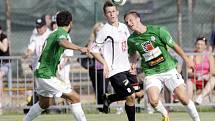 Baumit Jablonec ve středečním přípravném utkání remizoval s Hradcem Králové (v bílém) 1:1.