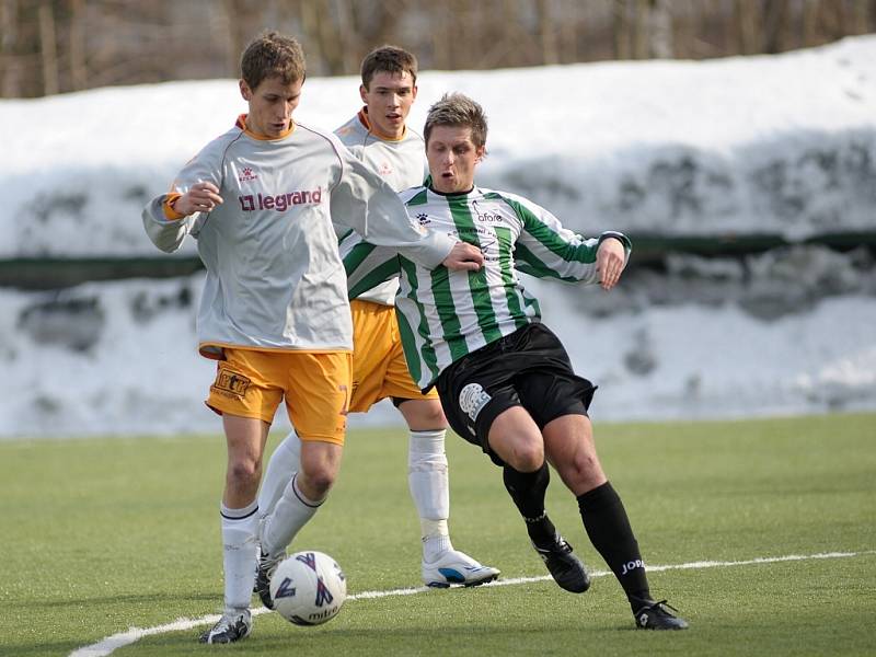 V pohárovém derby dvou okresních týmu vyhrál Pěnčín nad Hamry 3:0. 