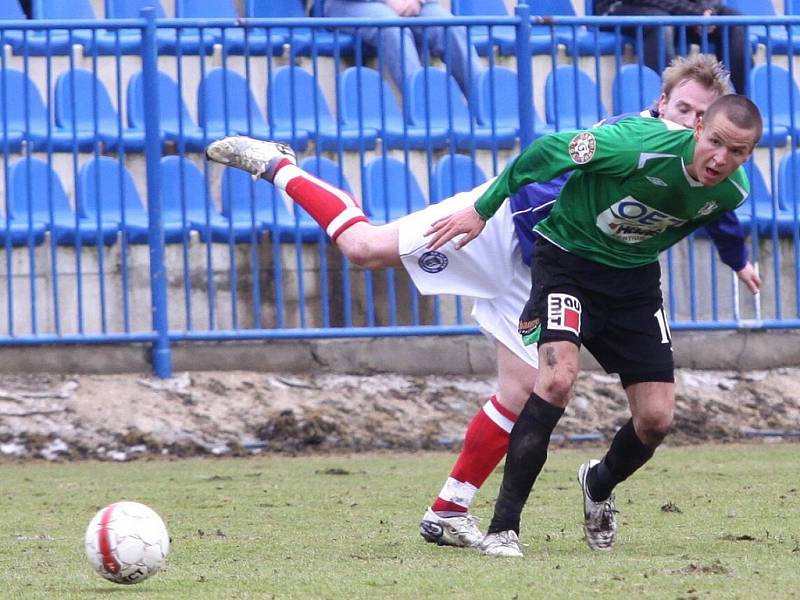 Fotbalisté FK Baumit po zásluze vedli góly Lafaty a Hlouška z druhé půle už 2:0. Nakonec se ale o tři body obávali. Kladno Szabem z penalty snížilo, ale stav se dál nezměnil.