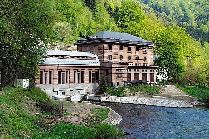 Vodní elektrárna Spálov.