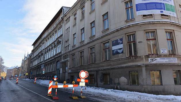 Budova Střední odborné školy řemesel a služeb v Podhorské ulici v Jablonci nad Nisou.