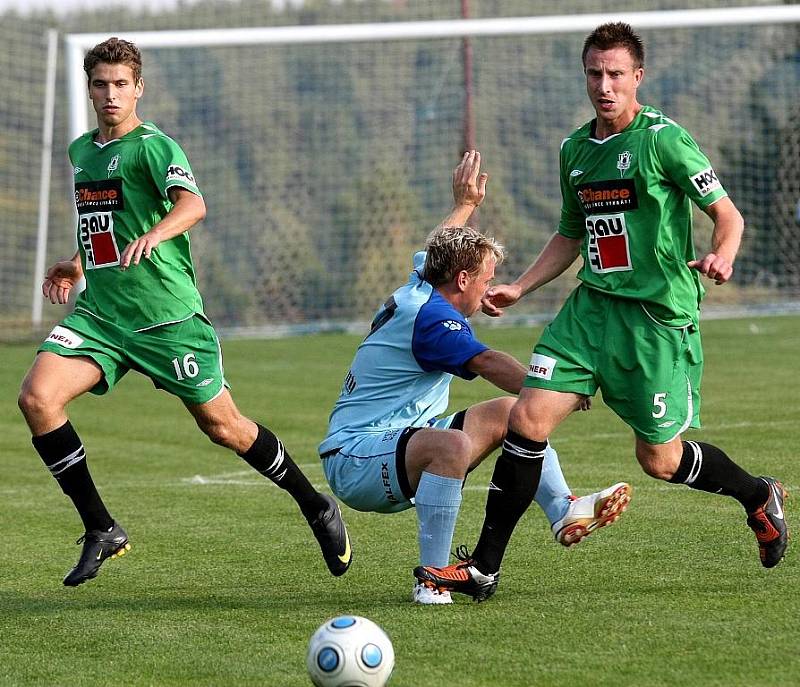 Utkání v poháru Ondrášovka Cup sehráli zápas fotbalisté SH Hlavice a FK Baumit Jablonec.