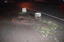 Řidička pod vlivem alkoholu narazila do betonového květináče.