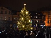Slavnostní rozsvícení vánočního stromu v Jablonci.